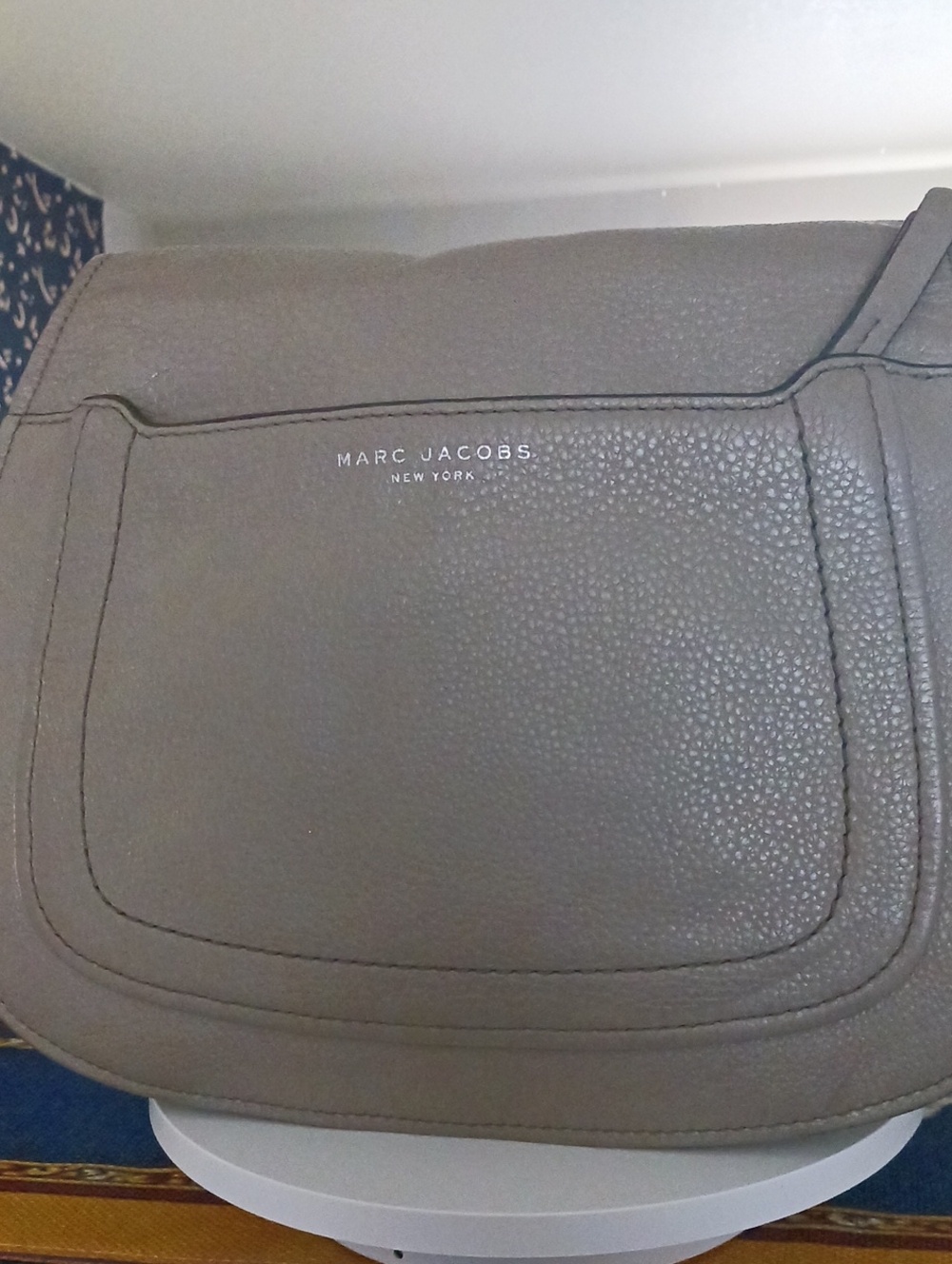 EGUC Marc Jacobs Taupe Leather Crossbody Bag - Pebbled Shoulder Satchel